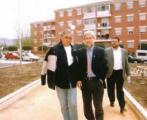 Antonio Gades  junto al alcalde de Elda, 1998 en la inauguración de la plaza que lleva su nombre