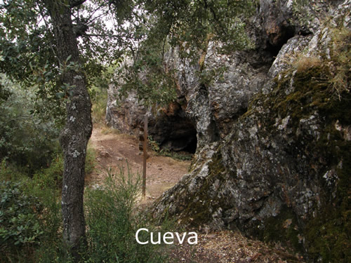 Otra panorámica de la cueva de Castrola